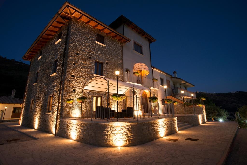 Agriturismo U' Casinu Da Scala Campora San Giovanni Buitenkant foto