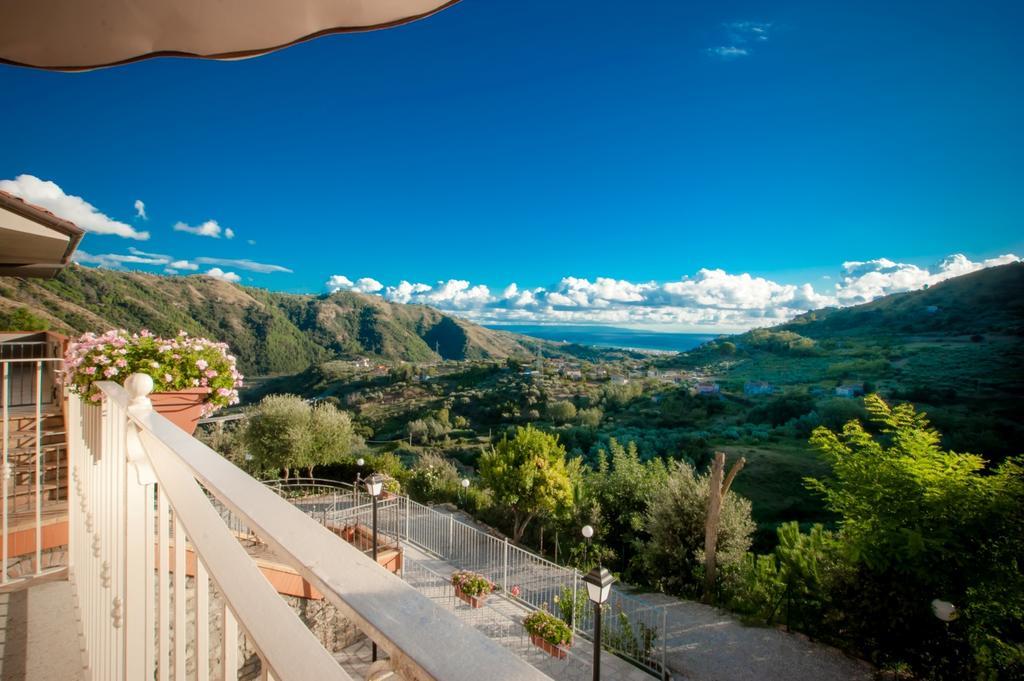 Agriturismo U' Casinu Da Scala Campora San Giovanni Buitenkant foto