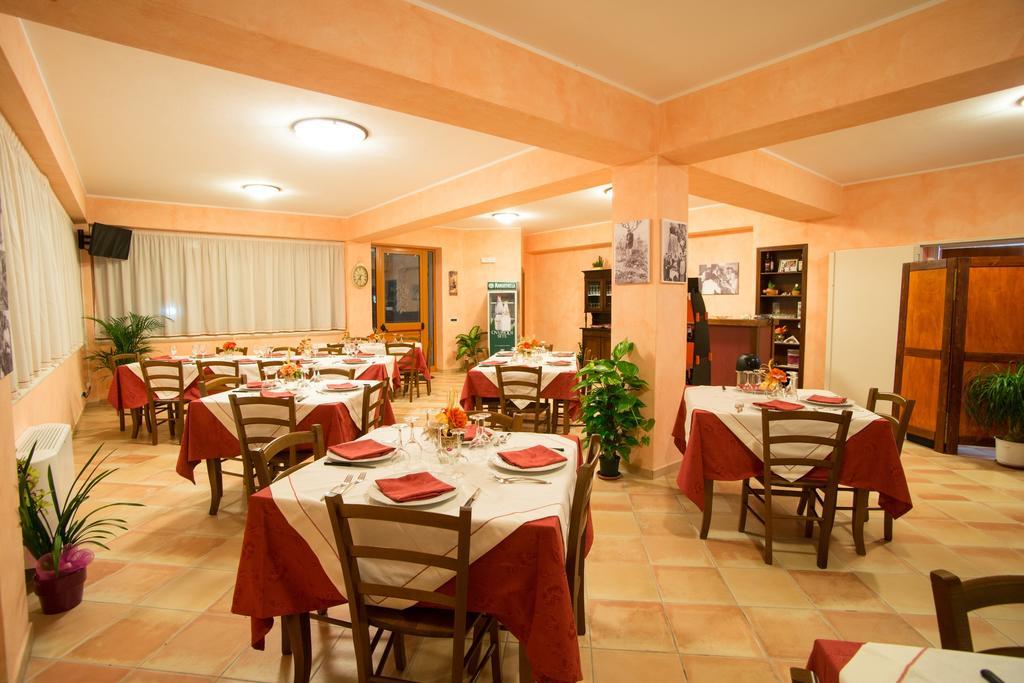 Agriturismo U' Casinu Da Scala Campora San Giovanni Buitenkant foto