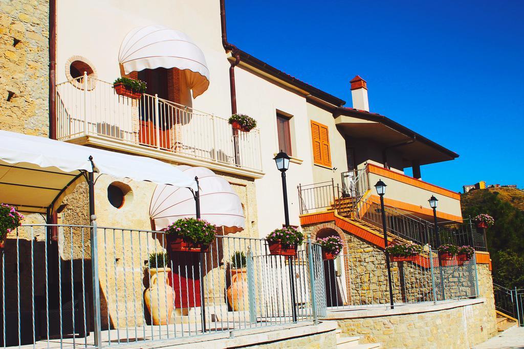 Agriturismo U' Casinu Da Scala Campora San Giovanni Buitenkant foto